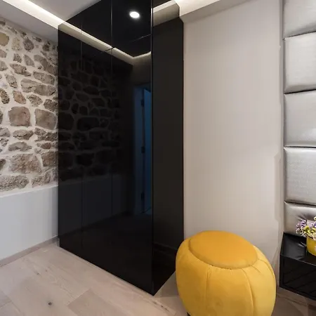 10 Heritage Apartamento Zadar
