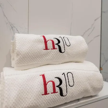 10 Heritage *